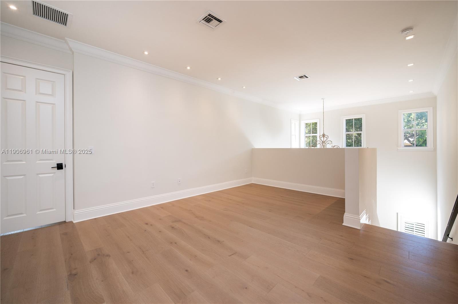 CUTLER OAKS ESTATES - Residential