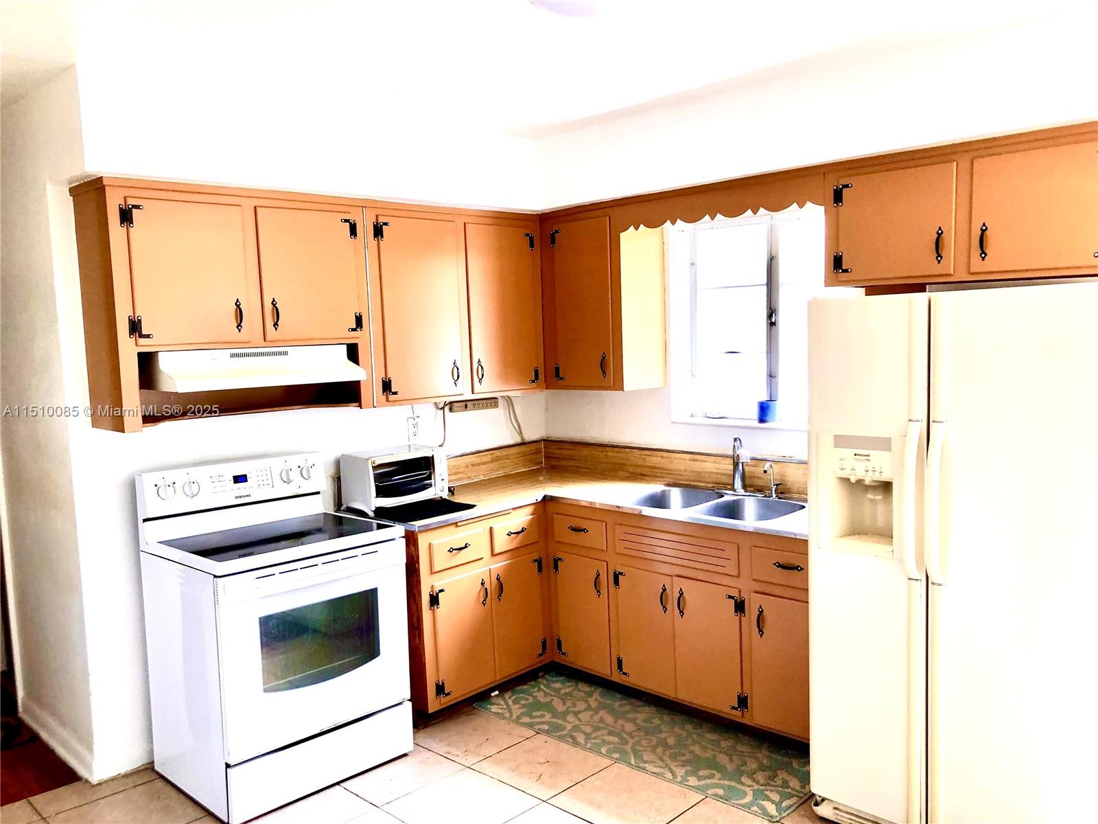 ARCH CREEKS ESTATES - Residential