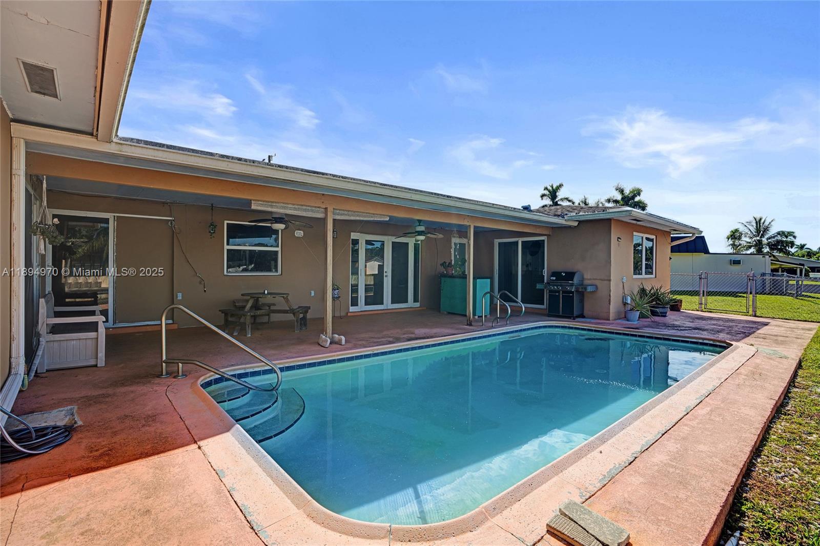 PLANTATION ISLES SEC 3 - Residential