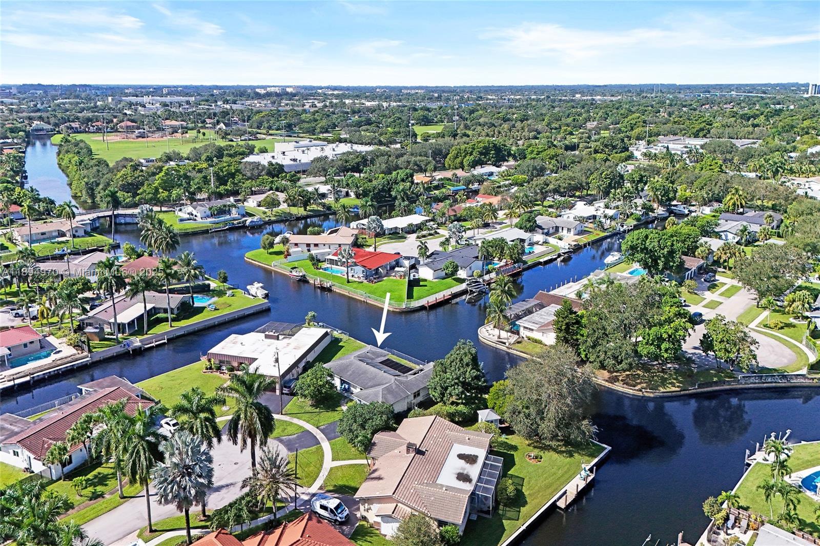 View photos, virtual tours, details... 6091 SW 14th St