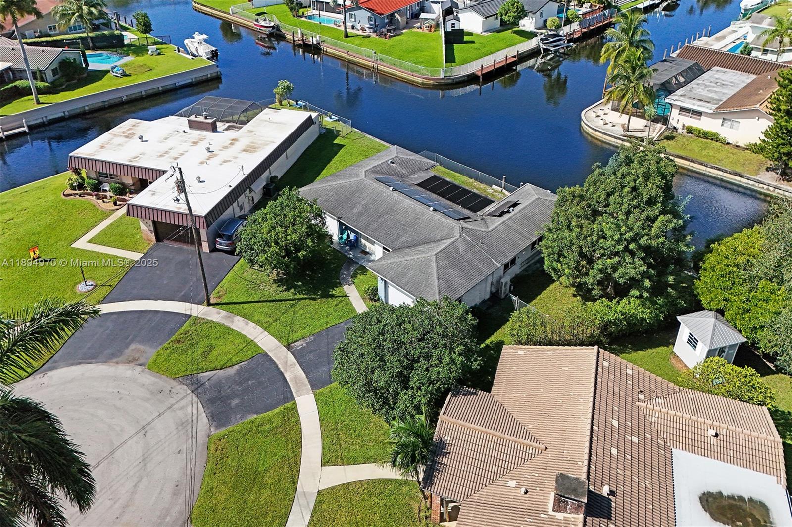 View photos, virtual tours, details... 6091 SW 14th St