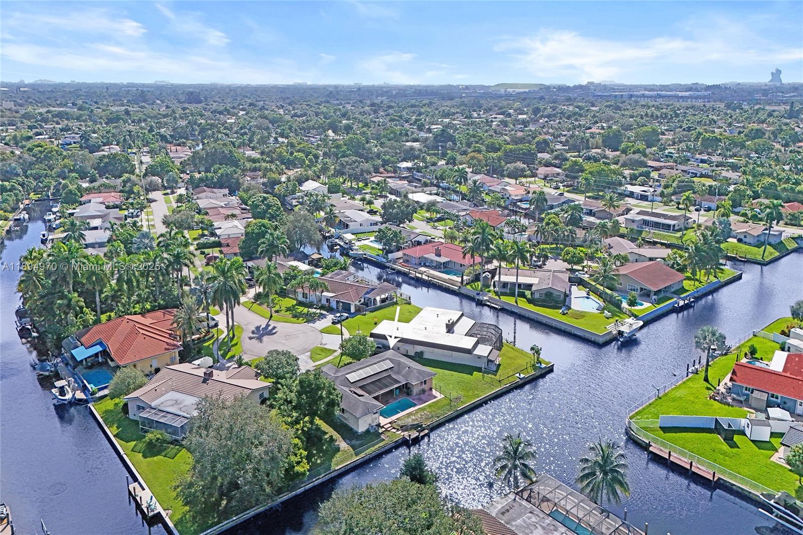PLANTATION ISLES SEC 3 - Residential