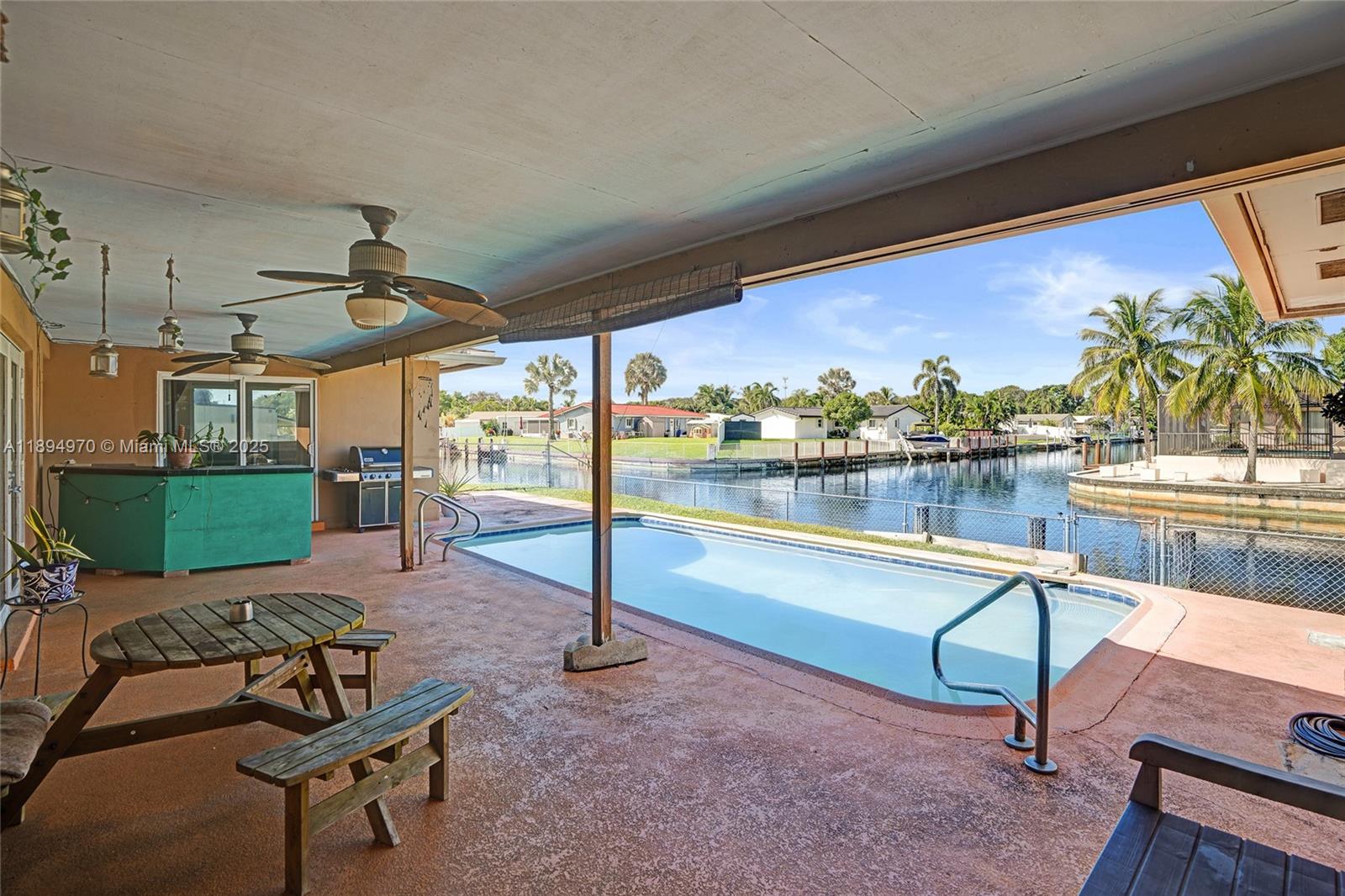 PLANTATION ISLES SEC 3 - Residential