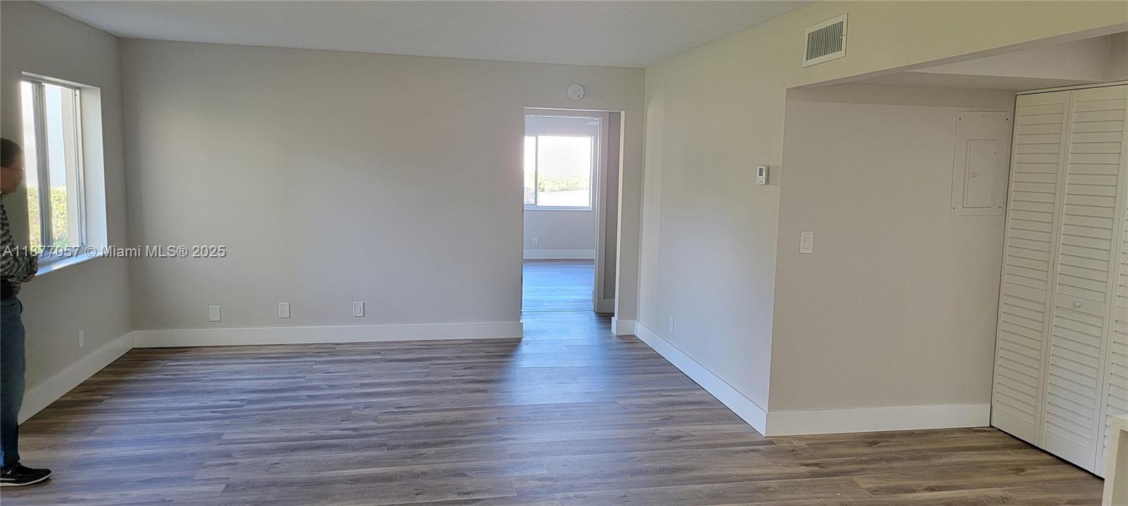 PINE RIDGE AT HAVERHILL C - Residential Lease