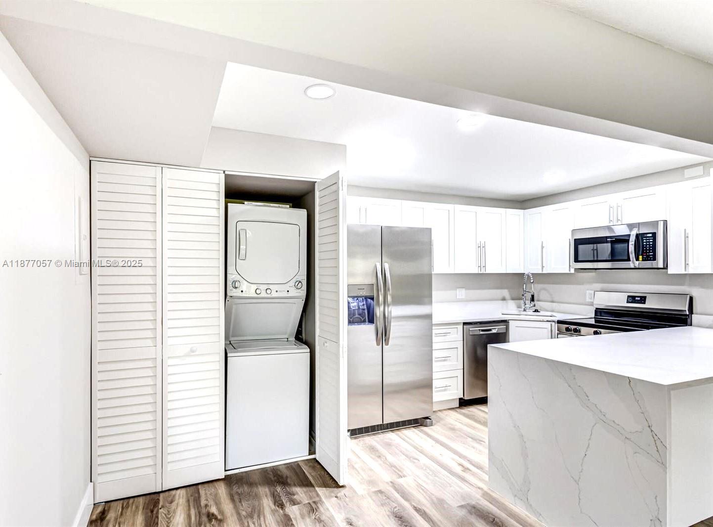 PINE RIDGE AT HAVERHILL C - Residential Lease