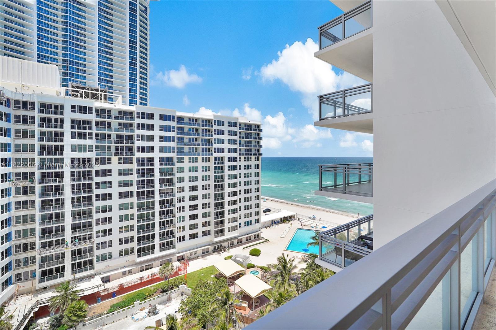 Diplomat Residences - Residential Lease