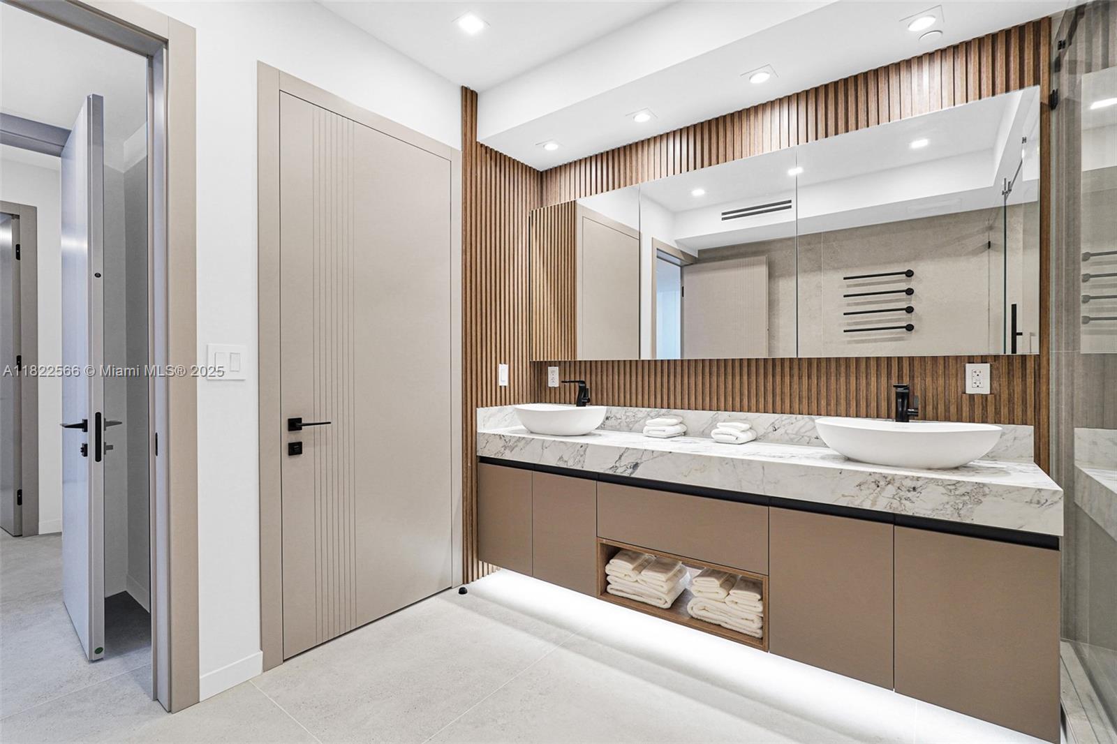 Diplomat Residences - Residential Lease