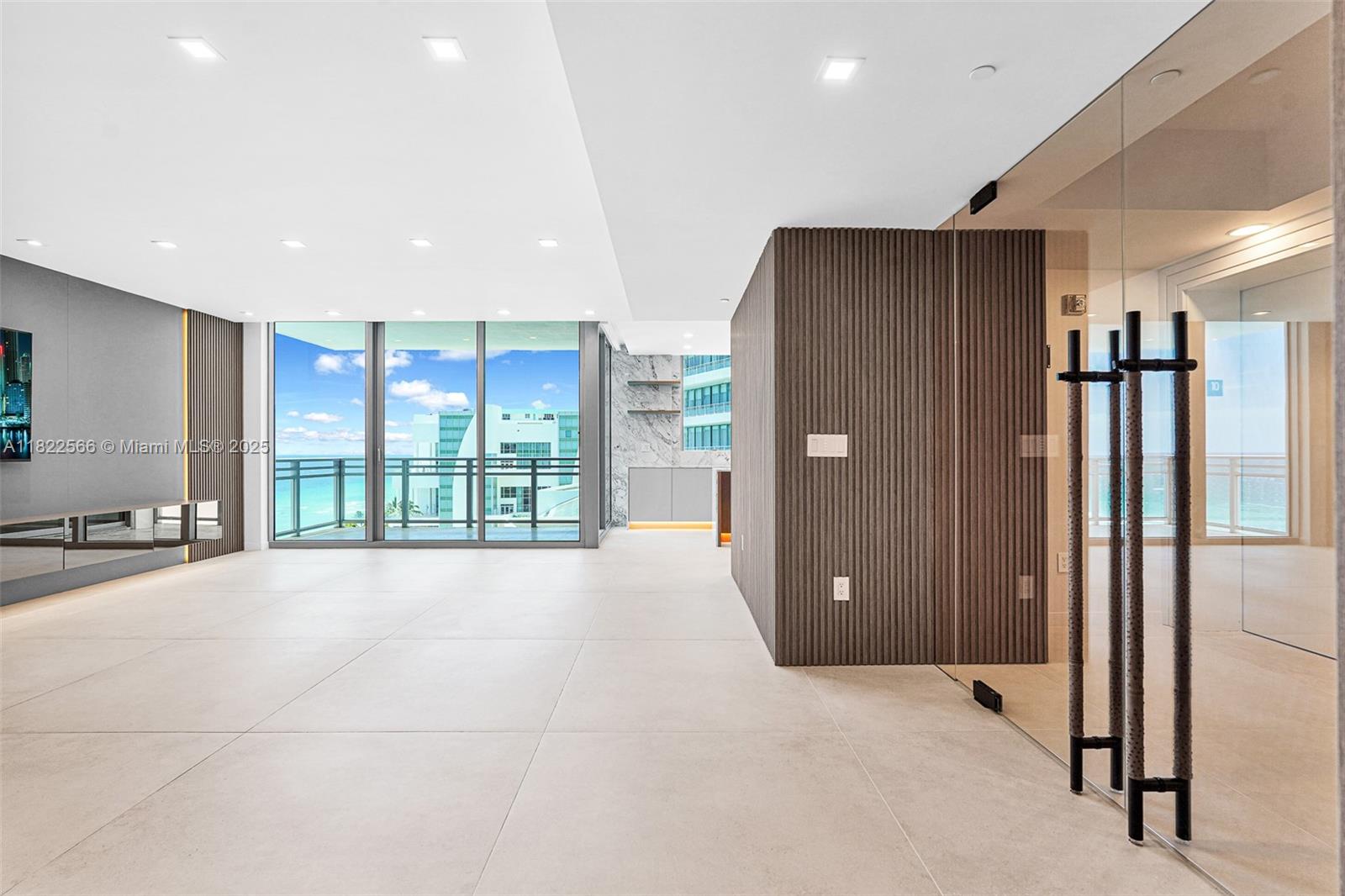 Diplomat Residences - Residential Lease