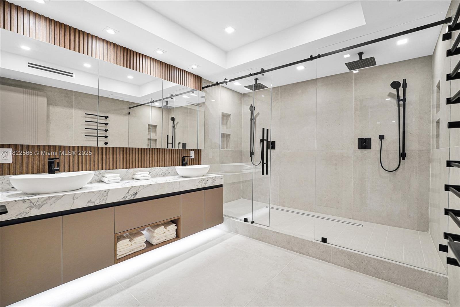 Diplomat Residences - Residential Lease