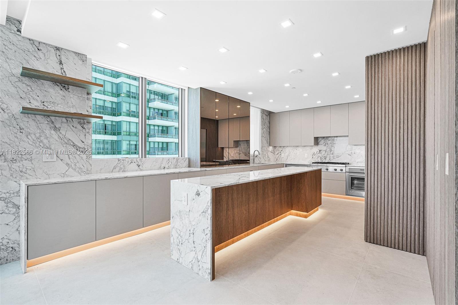 Diplomat Residences - Residential Lease