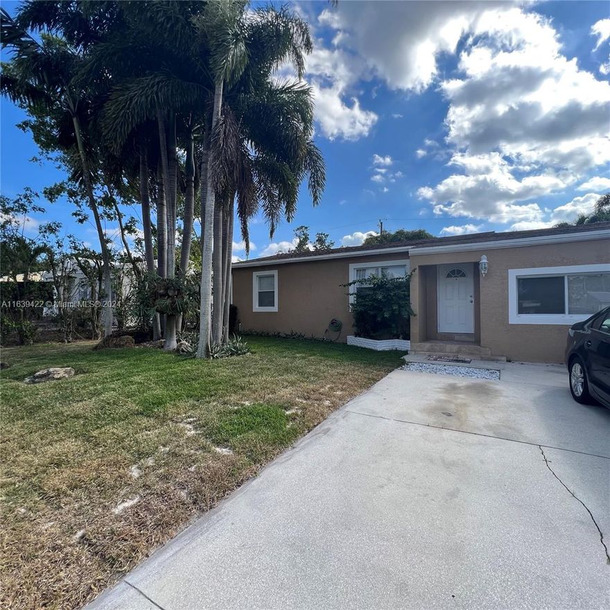 BEAUTIFUL 2 BEDROOM 1 BATH COMPLETELY REMODELED AND READY TO LIVE THE BEACH LIFESTYLE. THIS HOME HAS TONS OF NATURAL SUNLIGHT AND A BACKYARD TO ENTERTAIN FAMILY AND FRIENDS. QUIET NEIGHBORHOOD AND JUST MINUTES AWAY FROM DOWNTOWN, GOLF, AND ALL WEST PALM BEACH, I95, AND TURNPIKE. READY TO ENJOY THIS HOME, WITHIN 48 HOURS YOU CAN MOVE IN.