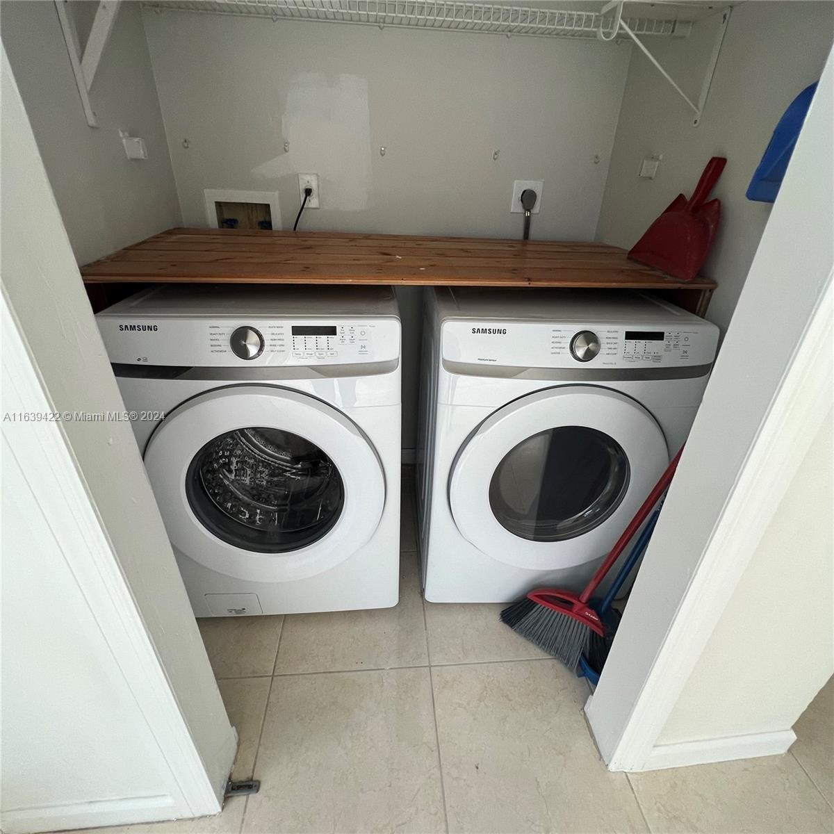 WILLFRED PARK - Residential Lease