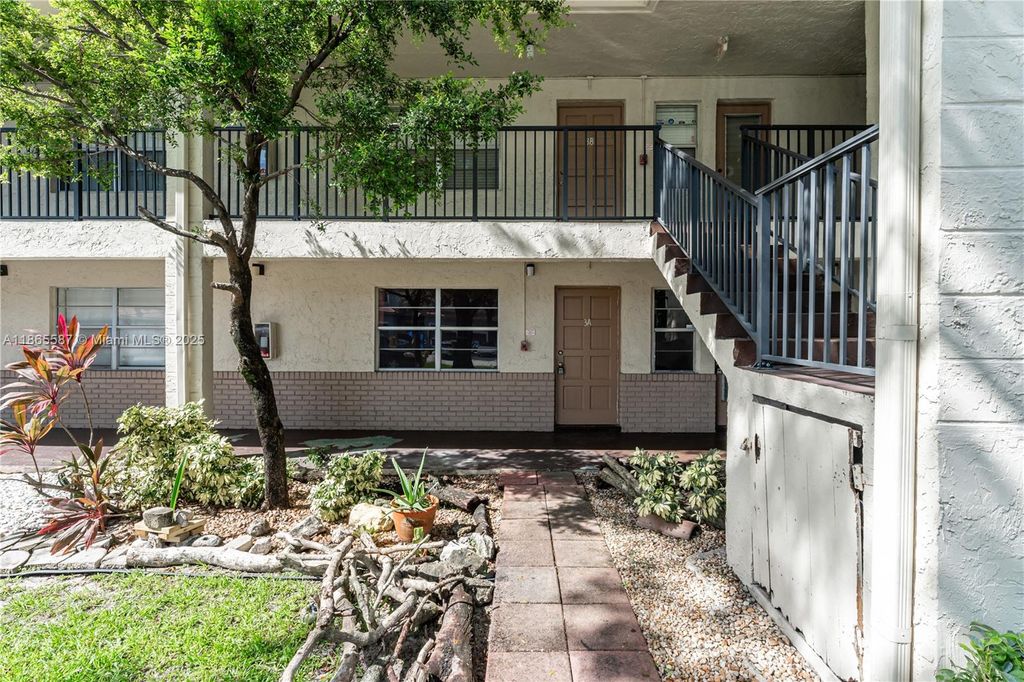 Photo of 8705 NW 38th Dr #3A, Coral Springs, FL 33065 (MLS # A11865587)