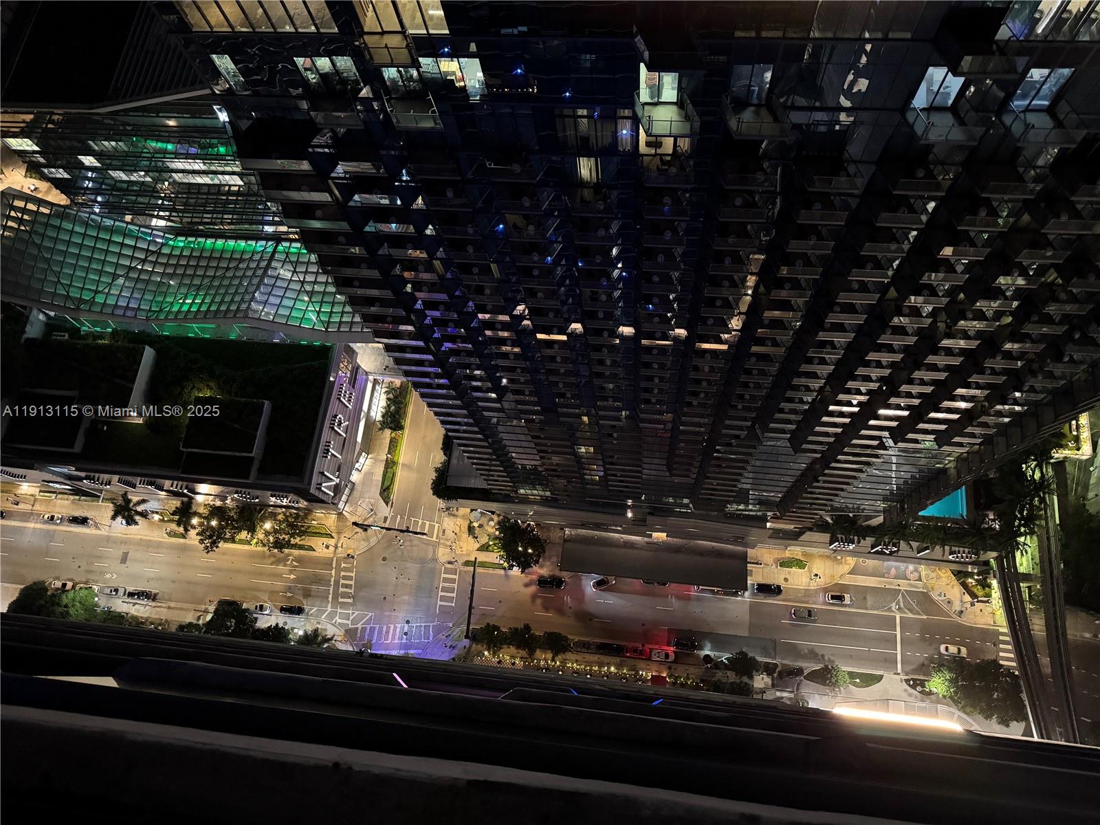 801 SMA RESIDENCES CONDO - Residential Lease