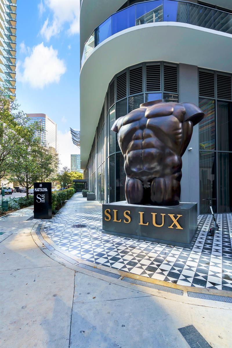 801 SMA RESIDENCES CONDO - Residential Lease