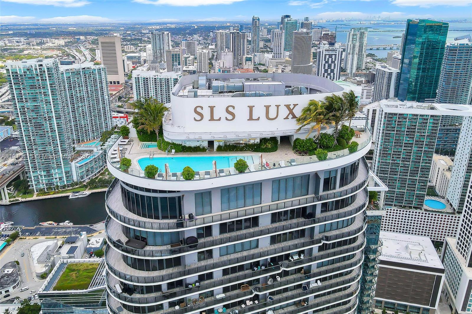 801 SMA RESIDENCES CONDO - Residential Lease