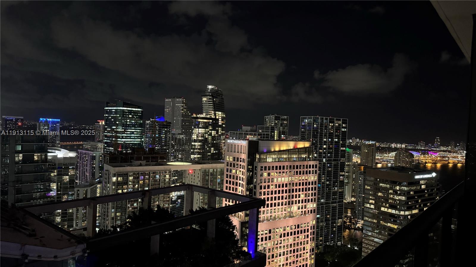 801 SMA RESIDENCES CONDO - Residential Lease