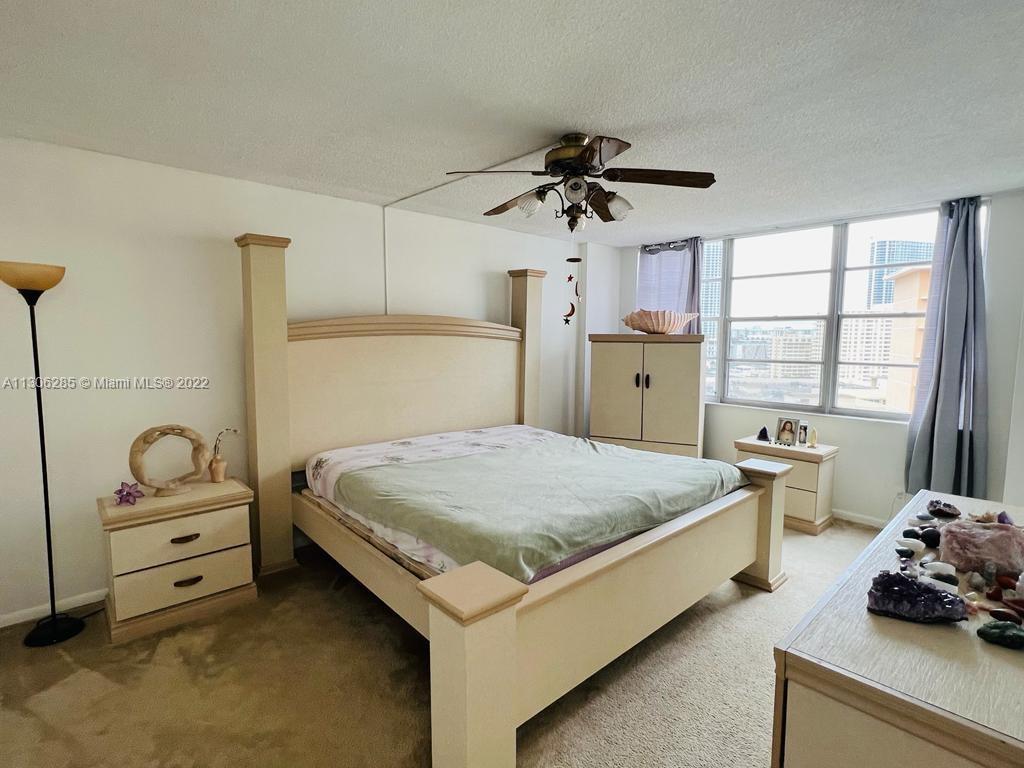 GOLDEN SURF TOWERS CONDO - Residential