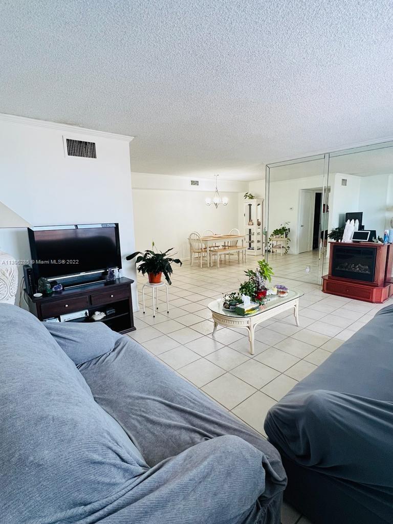 GOLDEN SURF TOWERS CONDO - Residential