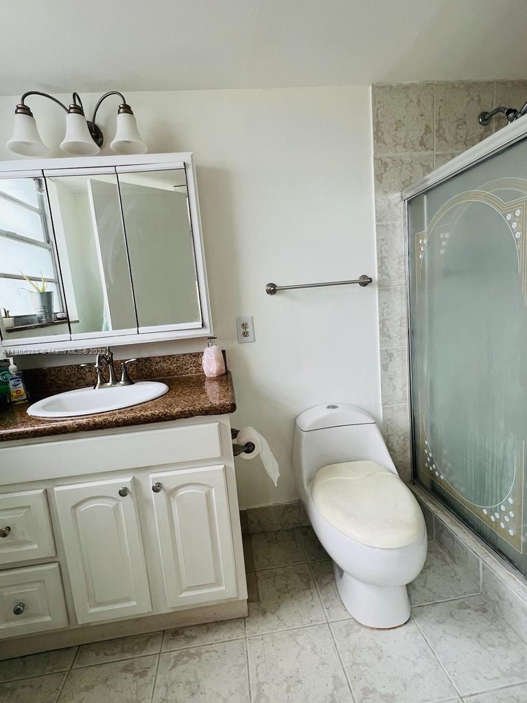 GOLDEN SURF TOWERS CONDO - Residential