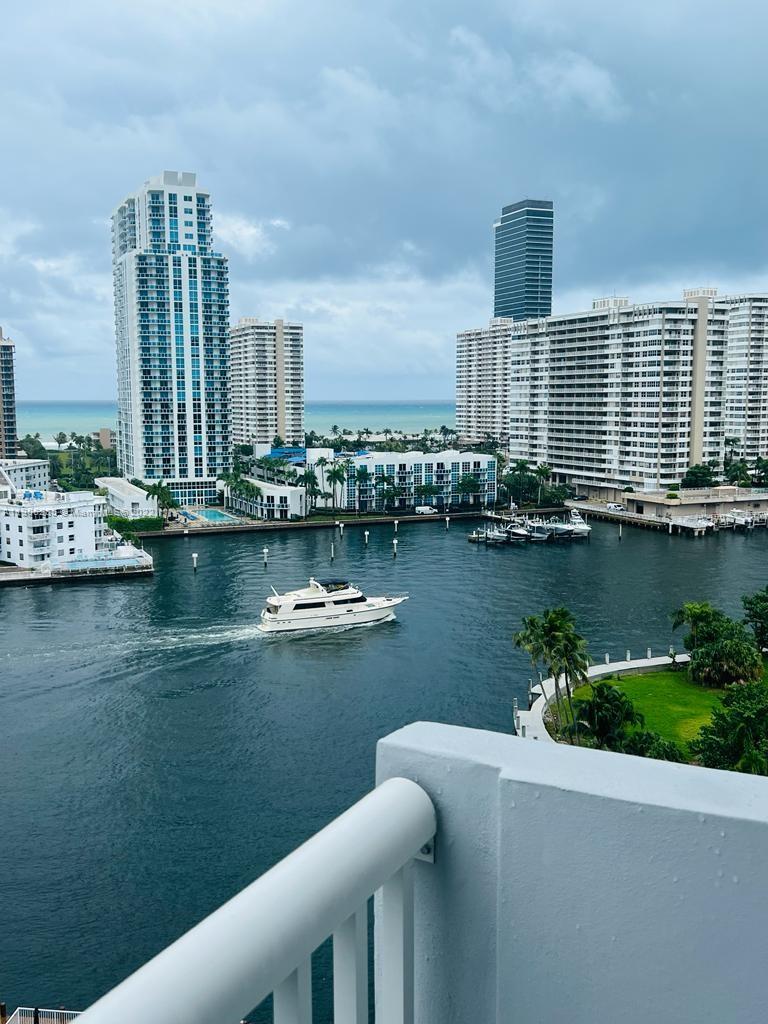 GOLDEN SURF TOWERS CONDO - Residential