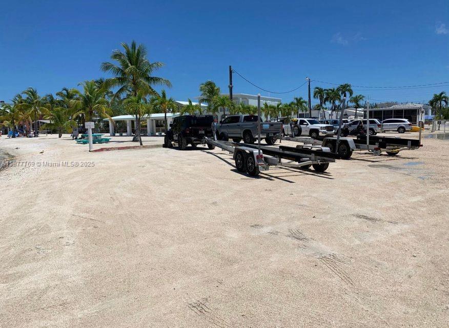 KEY LARGO TRAILER VILLAGE - Residential