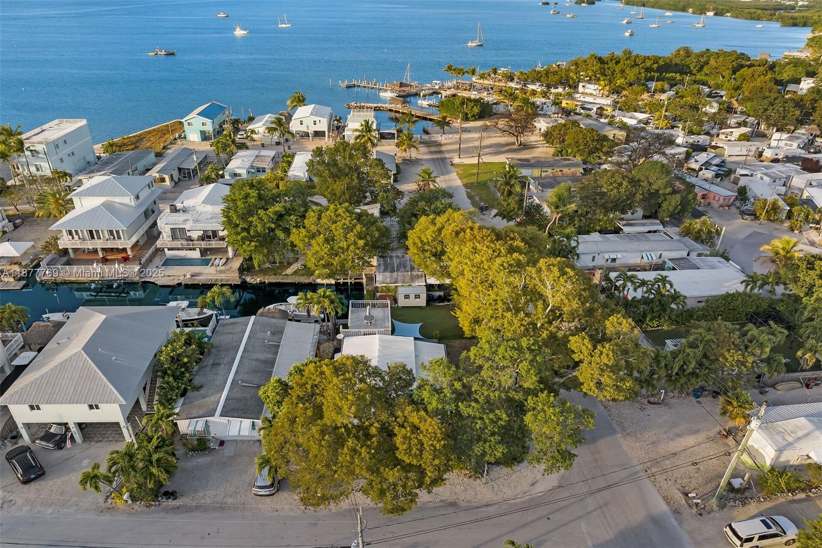 KEY LARGO TRAILER VILLAGE - Residential