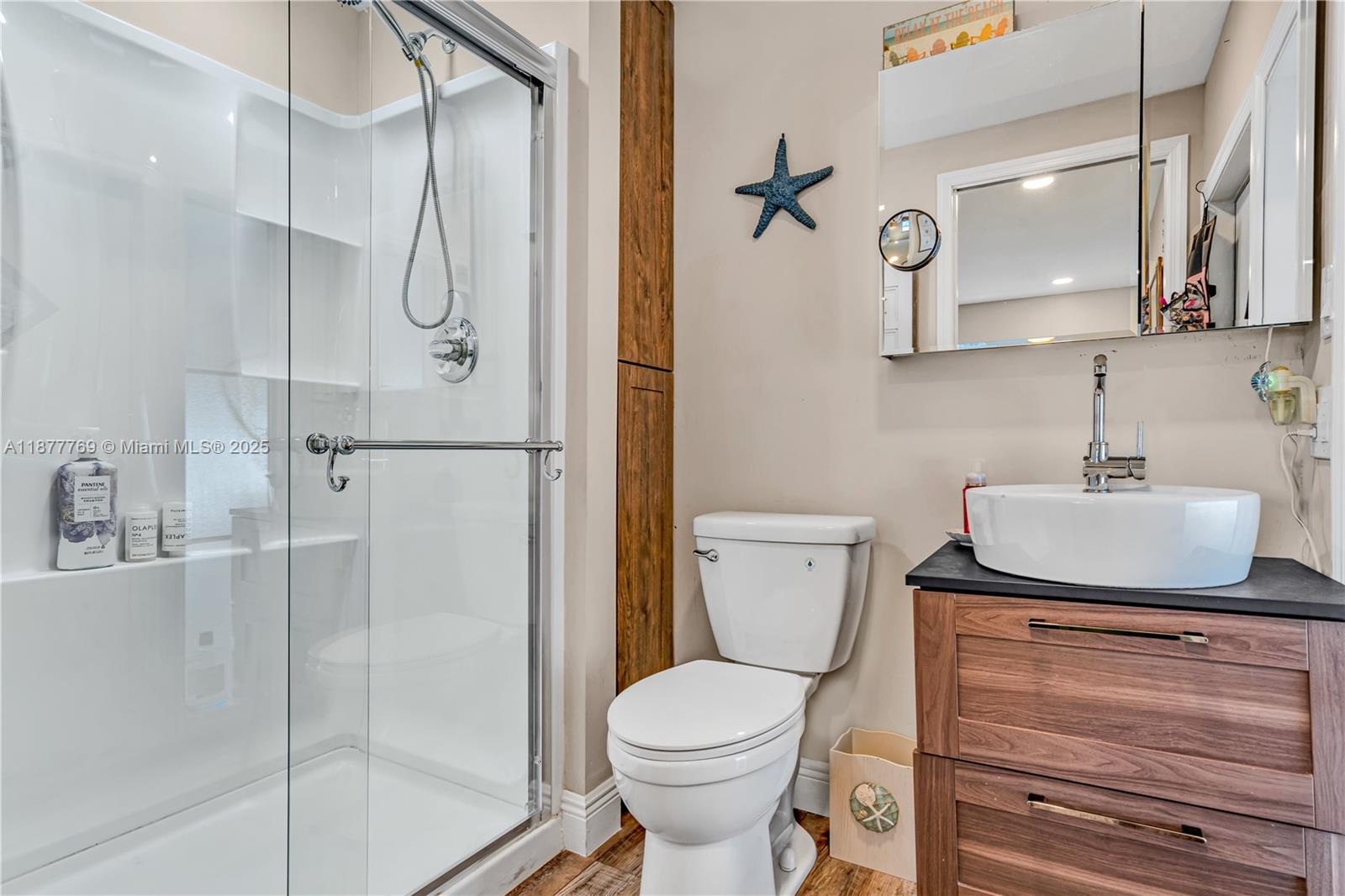 KEY LARGO TRAILER VILLAGE - Residential