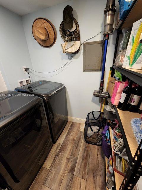 KEY LARGO TRAILER VILLAGE - Residential