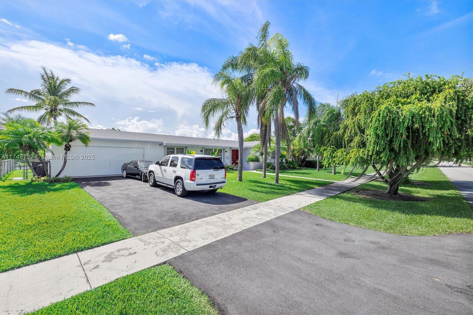 15400 Palmetto Lake Dr 15400