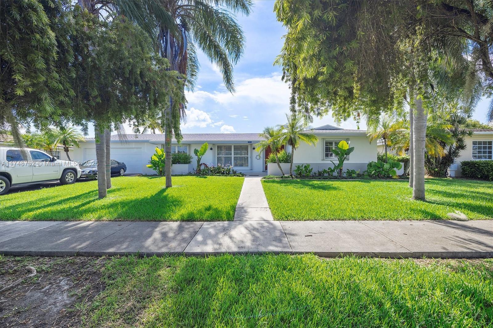 15400 Palmetto Lake Dr 15400