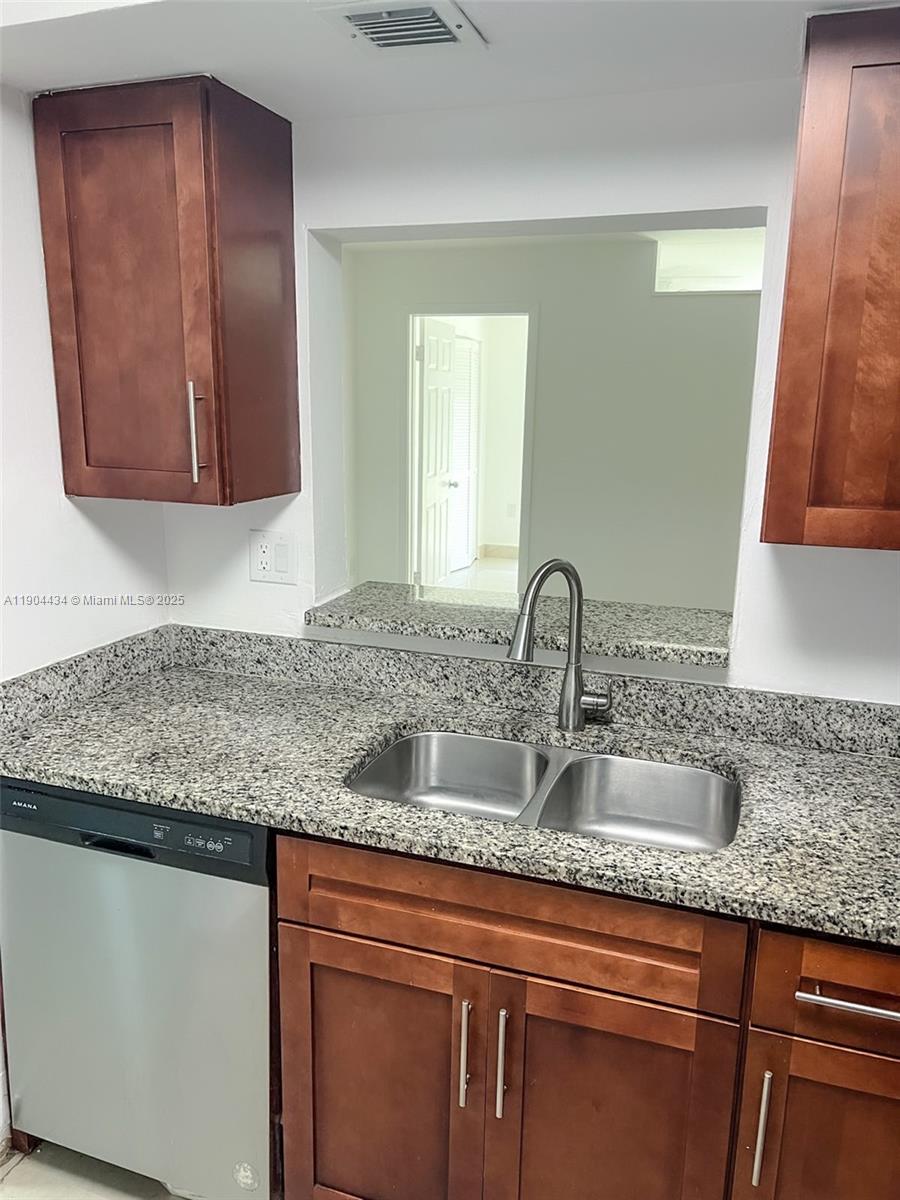 SUNSET HILLS I CONDOMINIU - Residential Lease