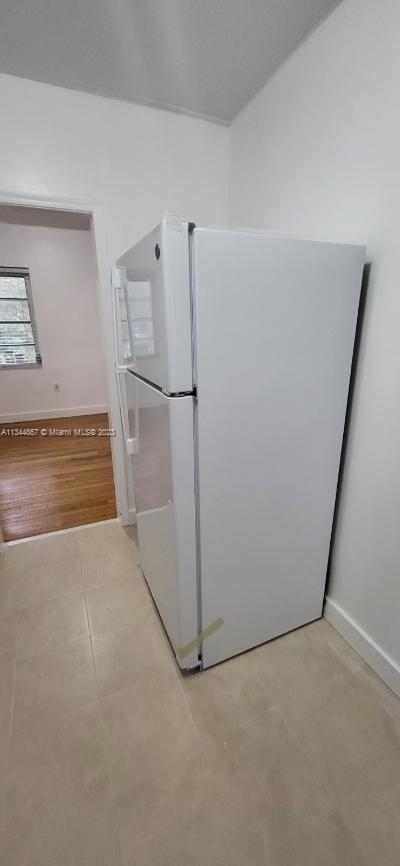 CORAL GABLES SEC K - Residential Lease