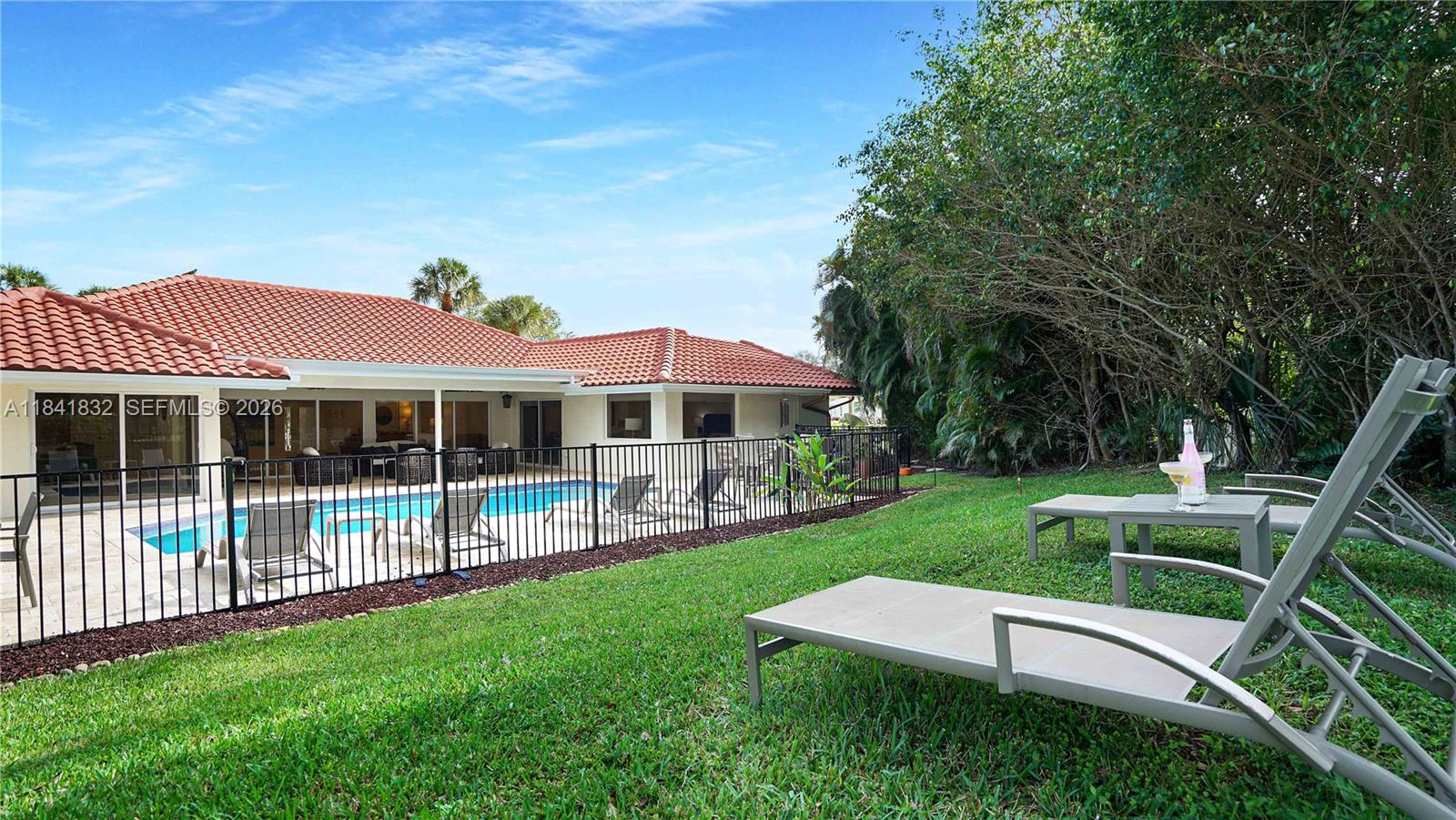 Delaire Country Club - Residential