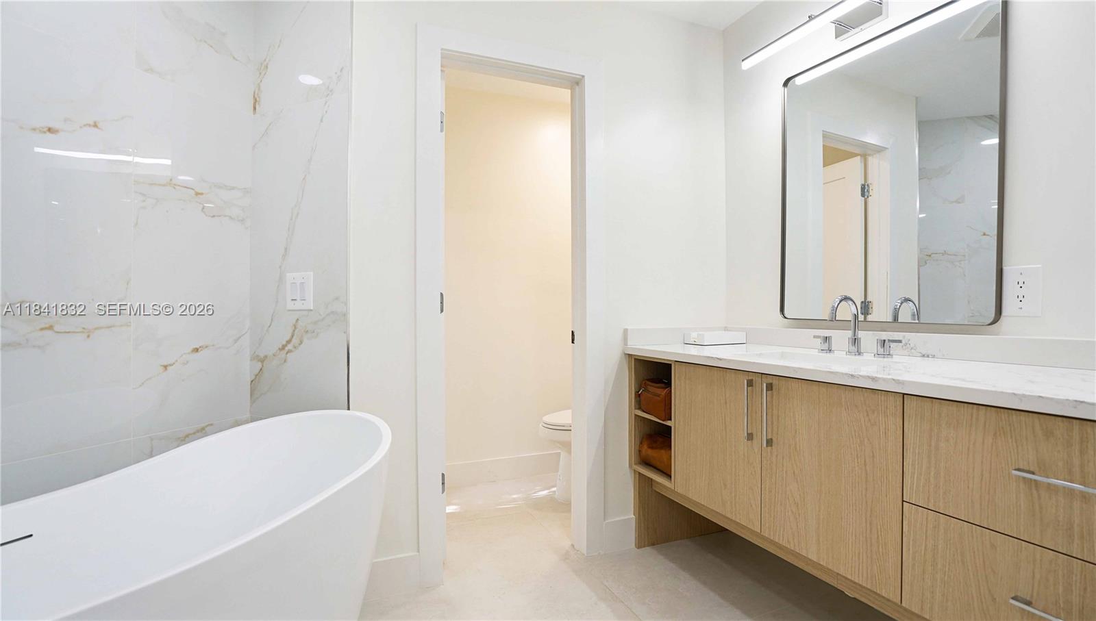 Delaire Country Club - Residential