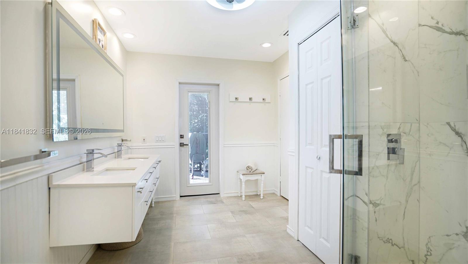 Delaire Country Club - Residential