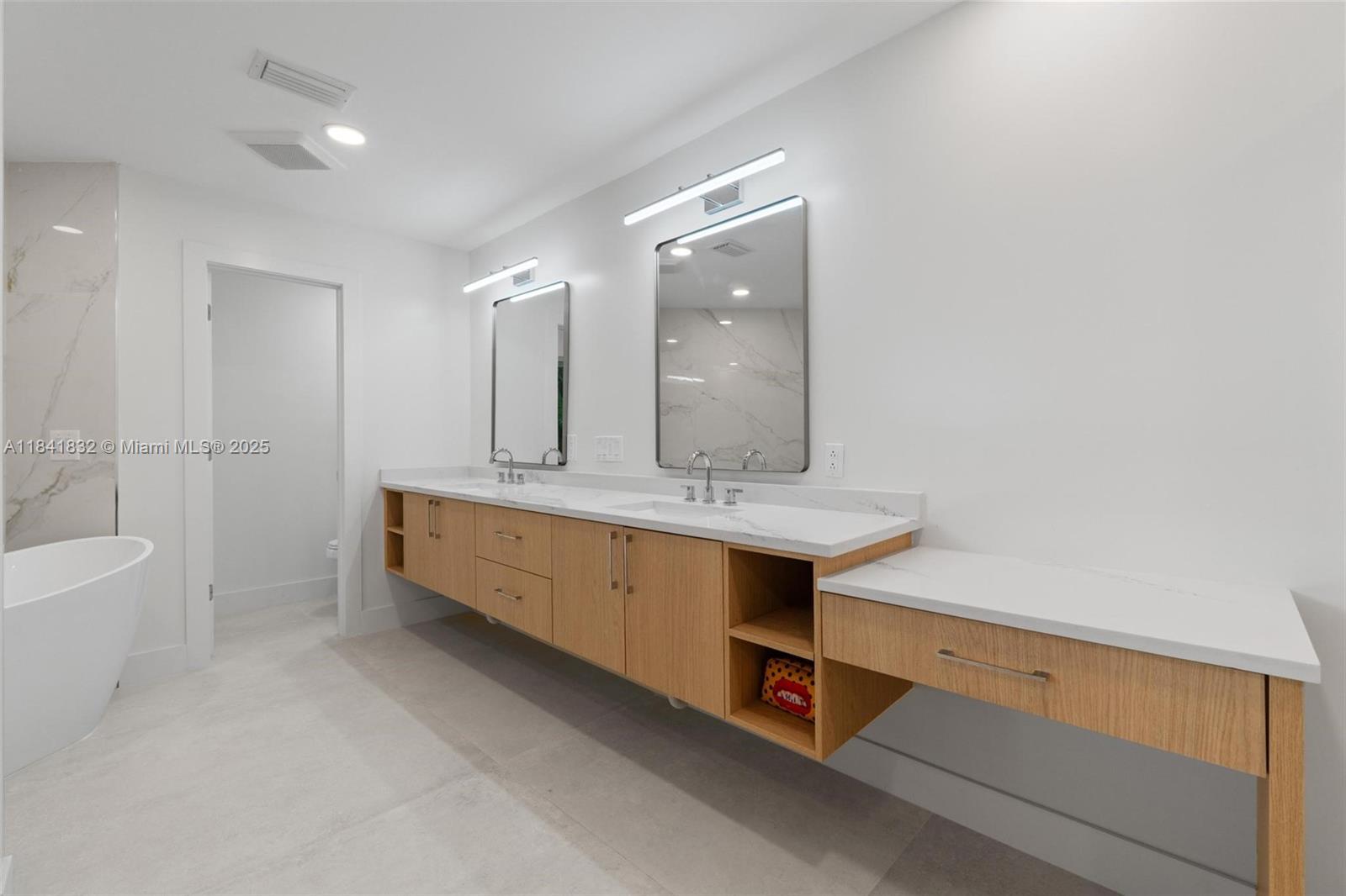 DEL-AIRE GOLF CLUB - Residential