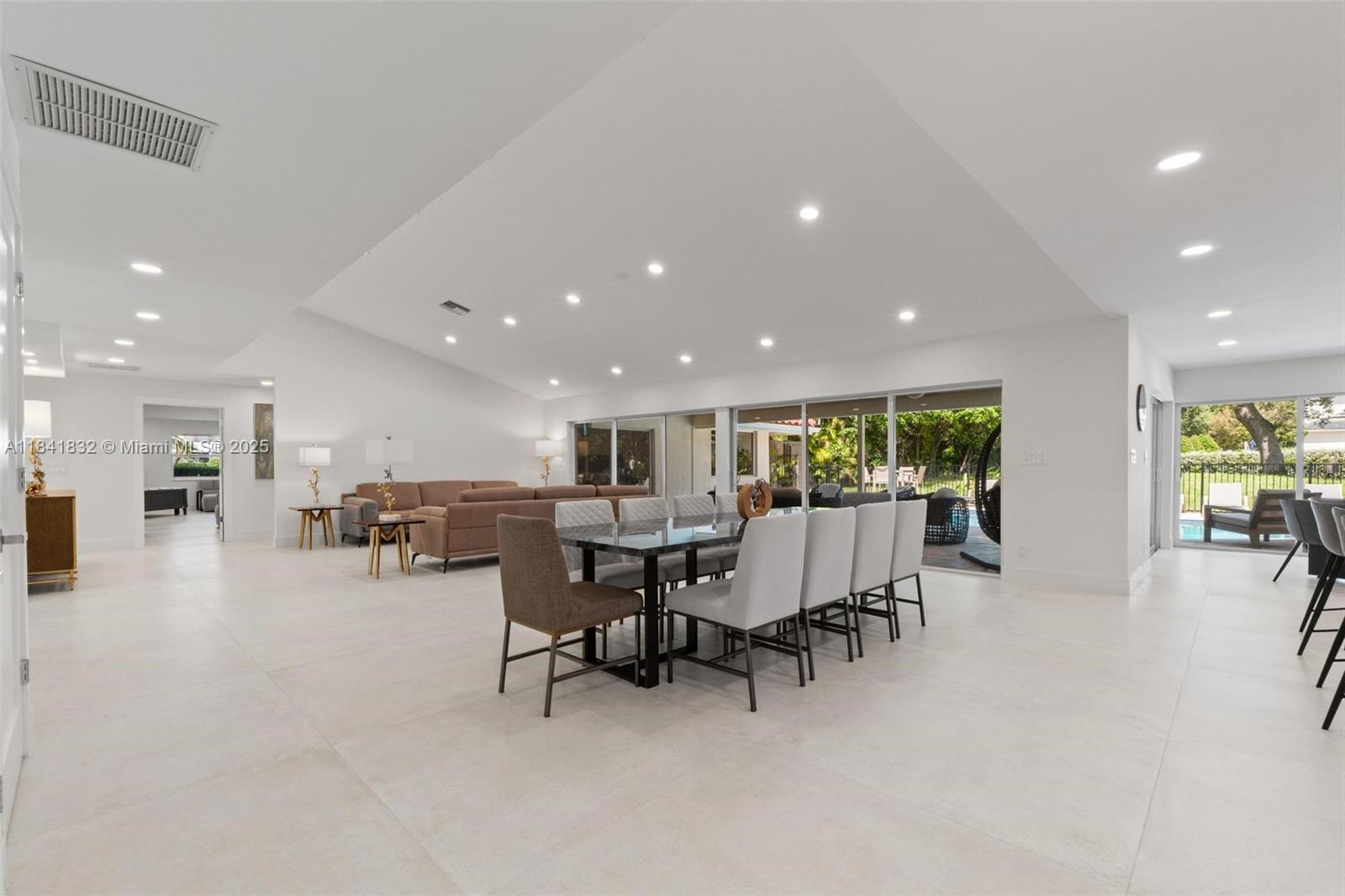 DEL-AIRE GOLF CLUB - Residential