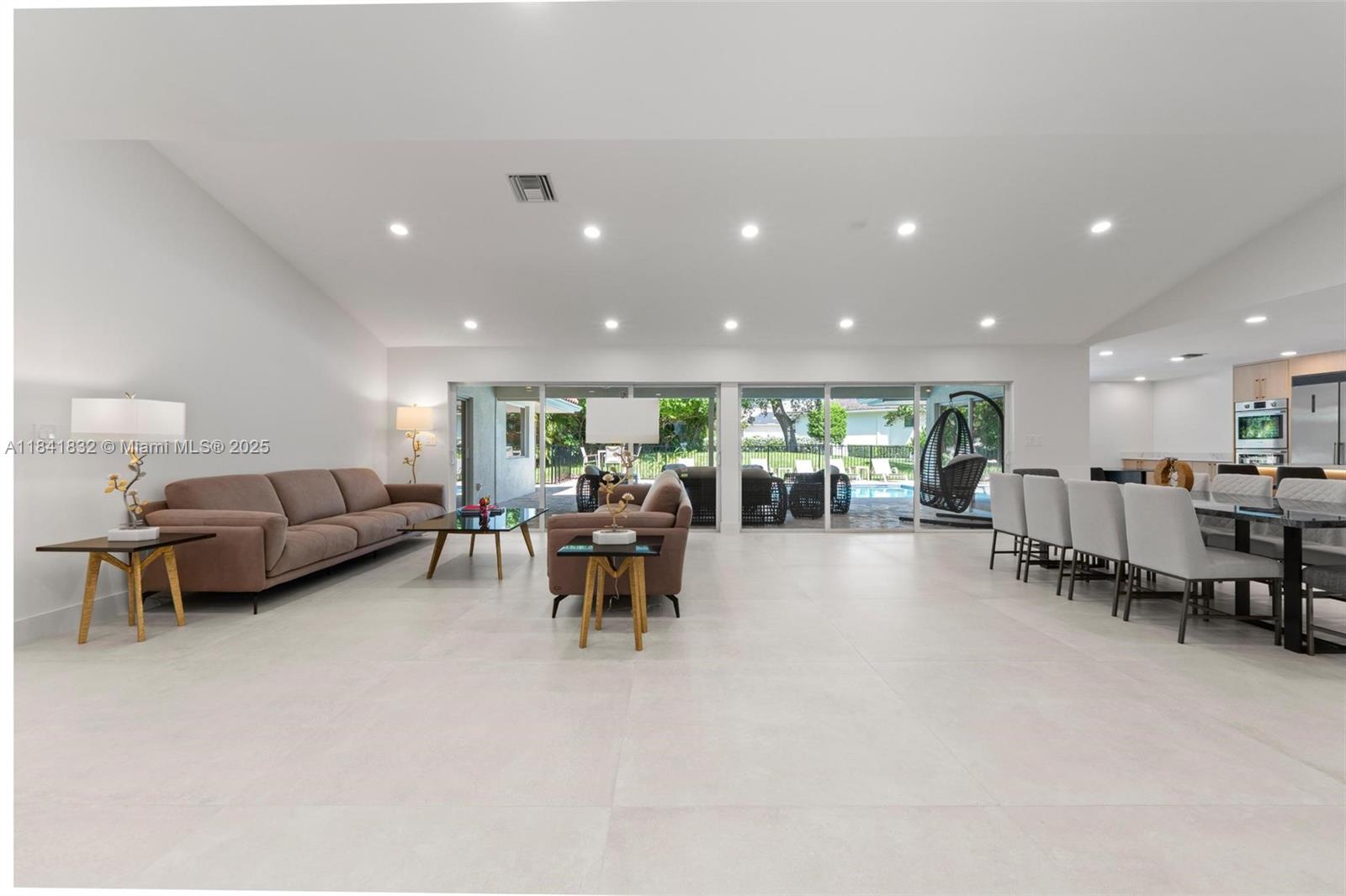 DEL-AIRE GOLF CLUB - Residential