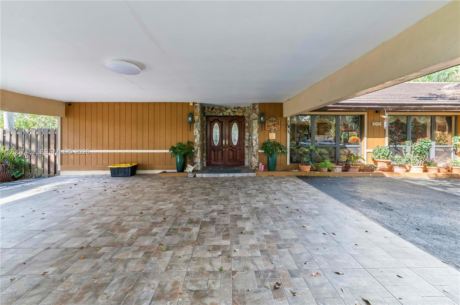 Davie West - Residential