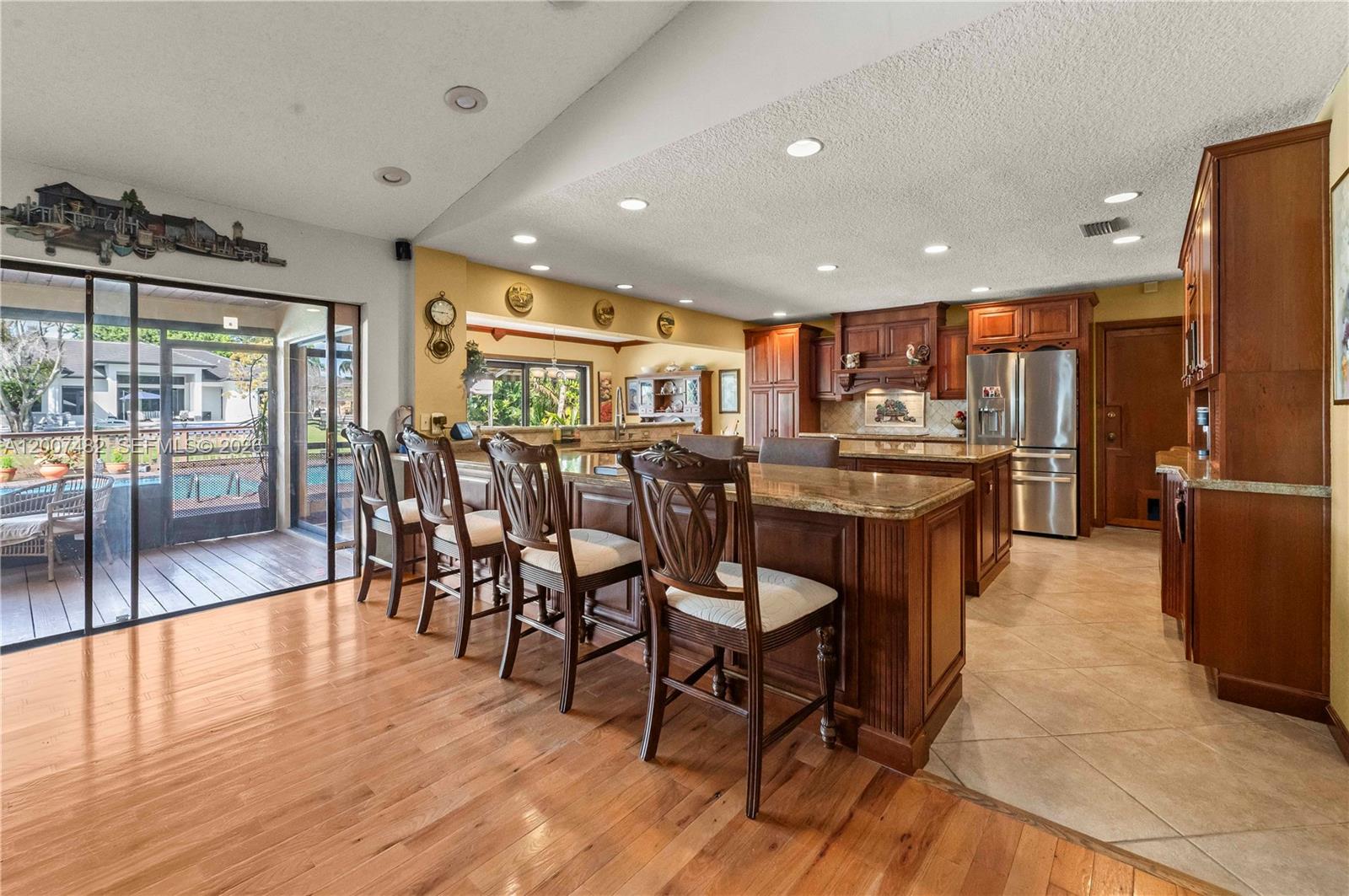 Davie West - Residential