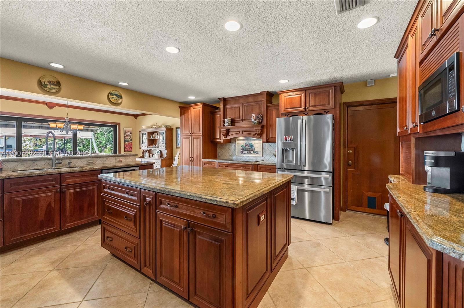 Davie West - Residential