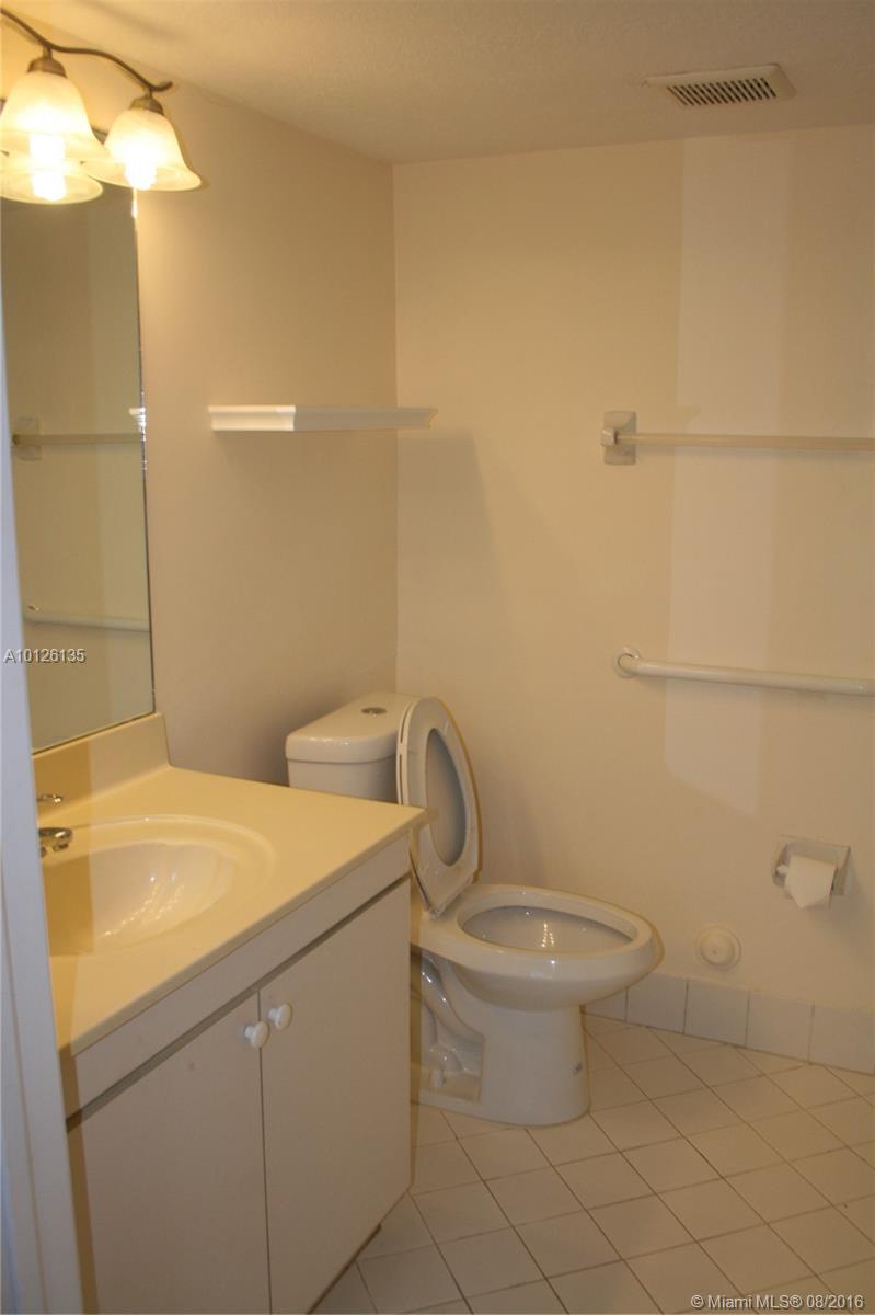 Venetia Gardens Condo - Residential Lease