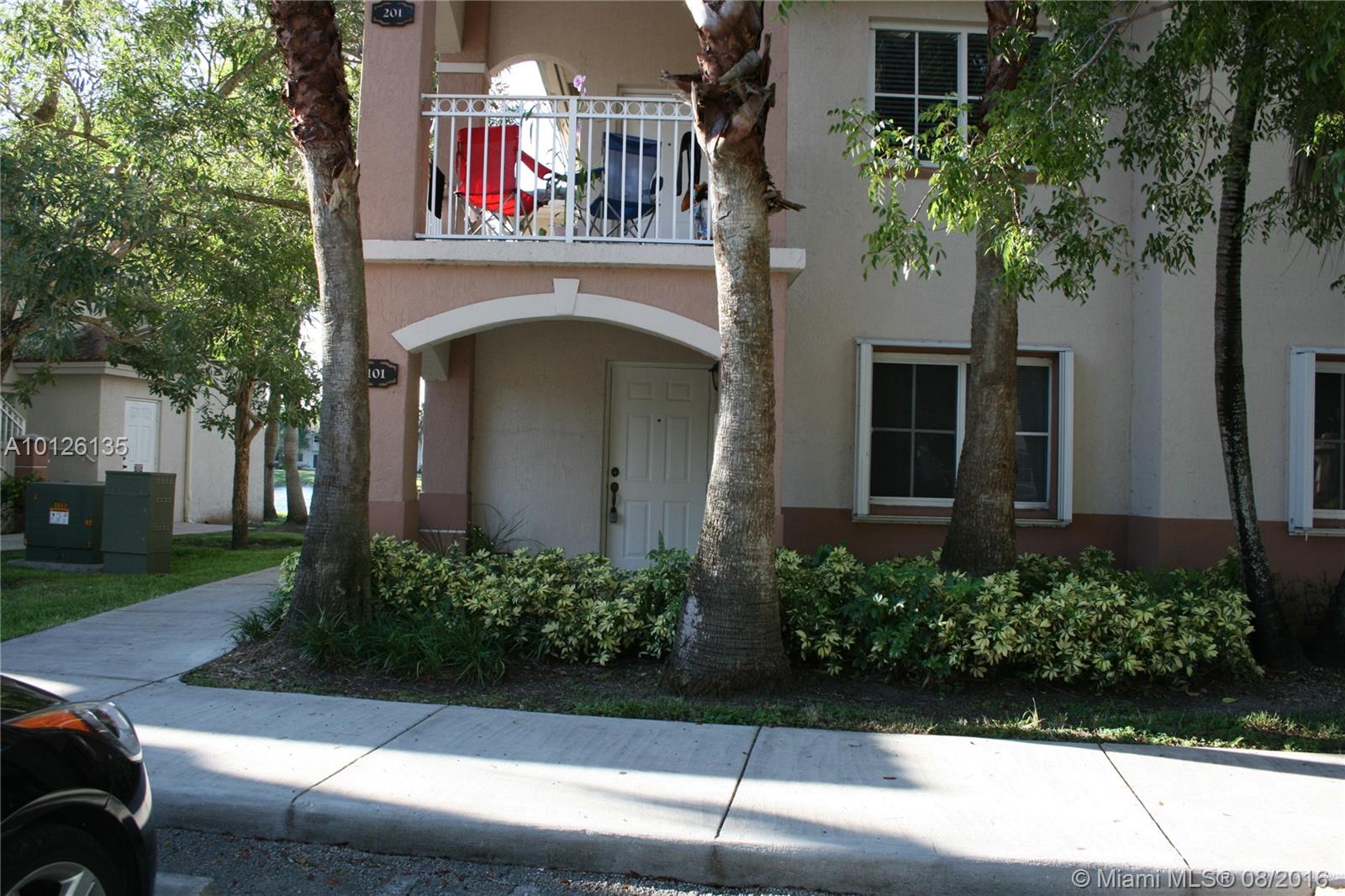 Completely remodeled 3 Bedroom, 2 Bath condo for rent in Venetia Gardens I Community in Homestead. Located near shopping centers, schools, transportation, municipal park and major highways. All Kitchen (stainless steel) and laundry appliances included. Tile floor throughout living area; wood and carpet in bedrooms. Kitchen window has view of lake/pond.​​‌​​​​‌​‌​​​‌‌​​​‌‌‌​​‌​​‌‌​​​​ .