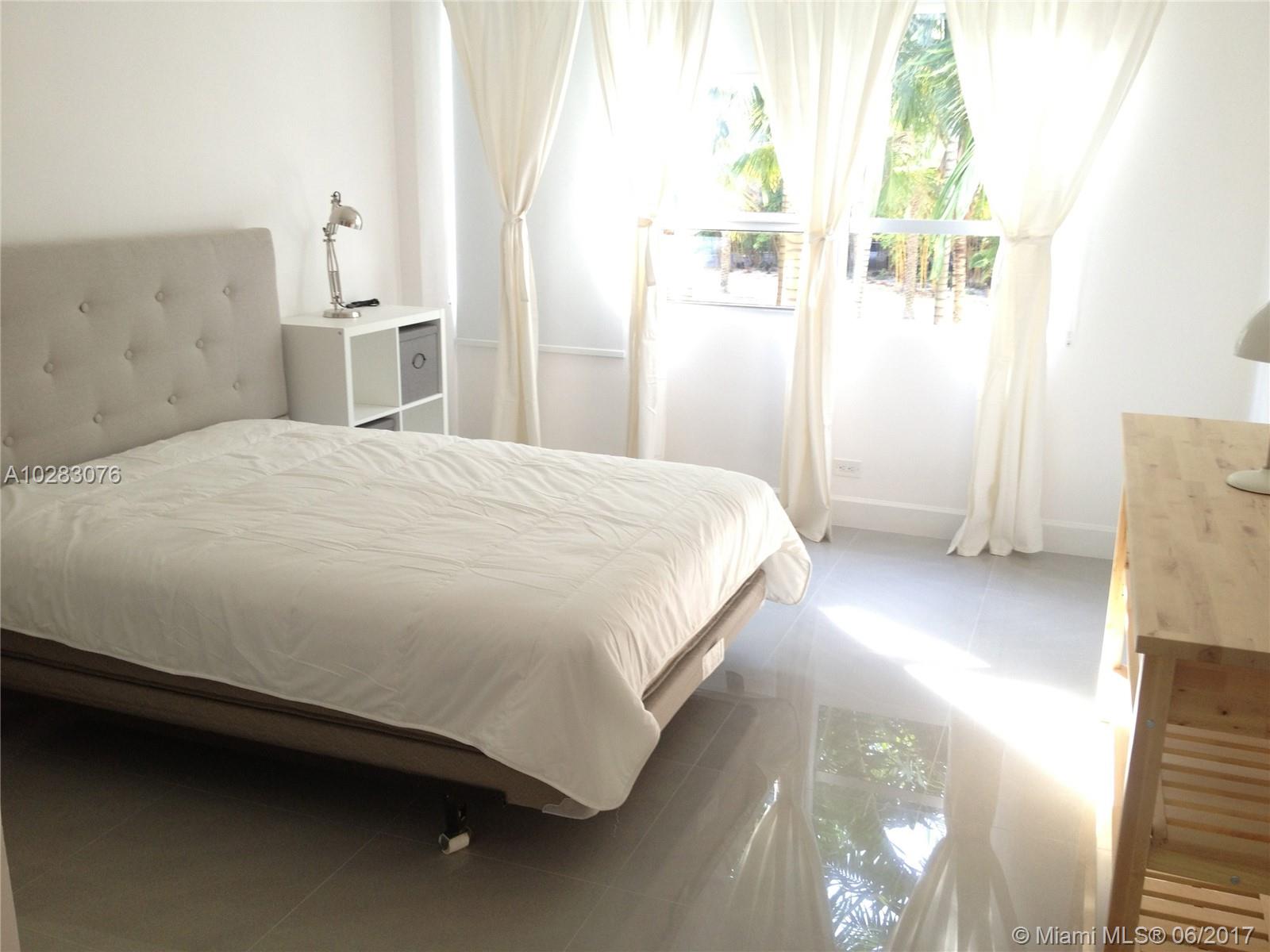 FLAMINGO SOUTH BEACH I CO - Residential Lease