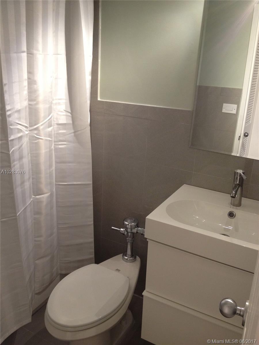 FLAMINGO SOUTH BEACH I CO - Residential Lease