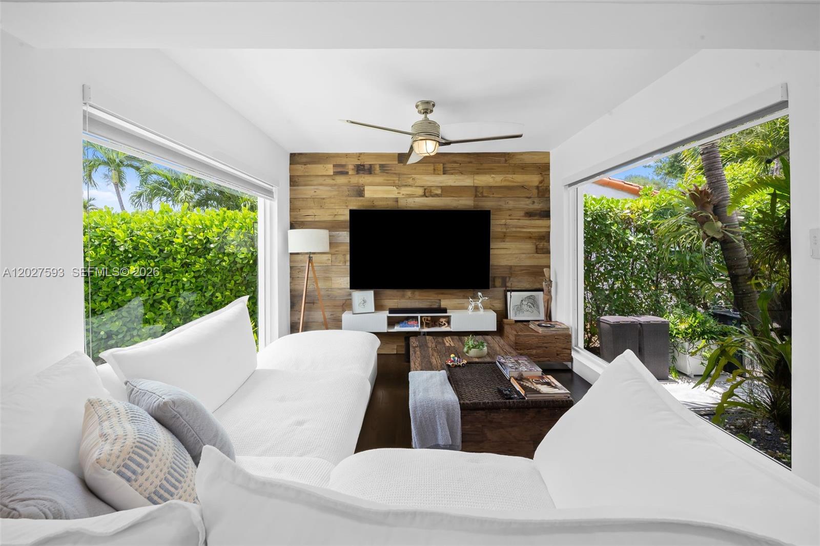 39 Montilla Ave