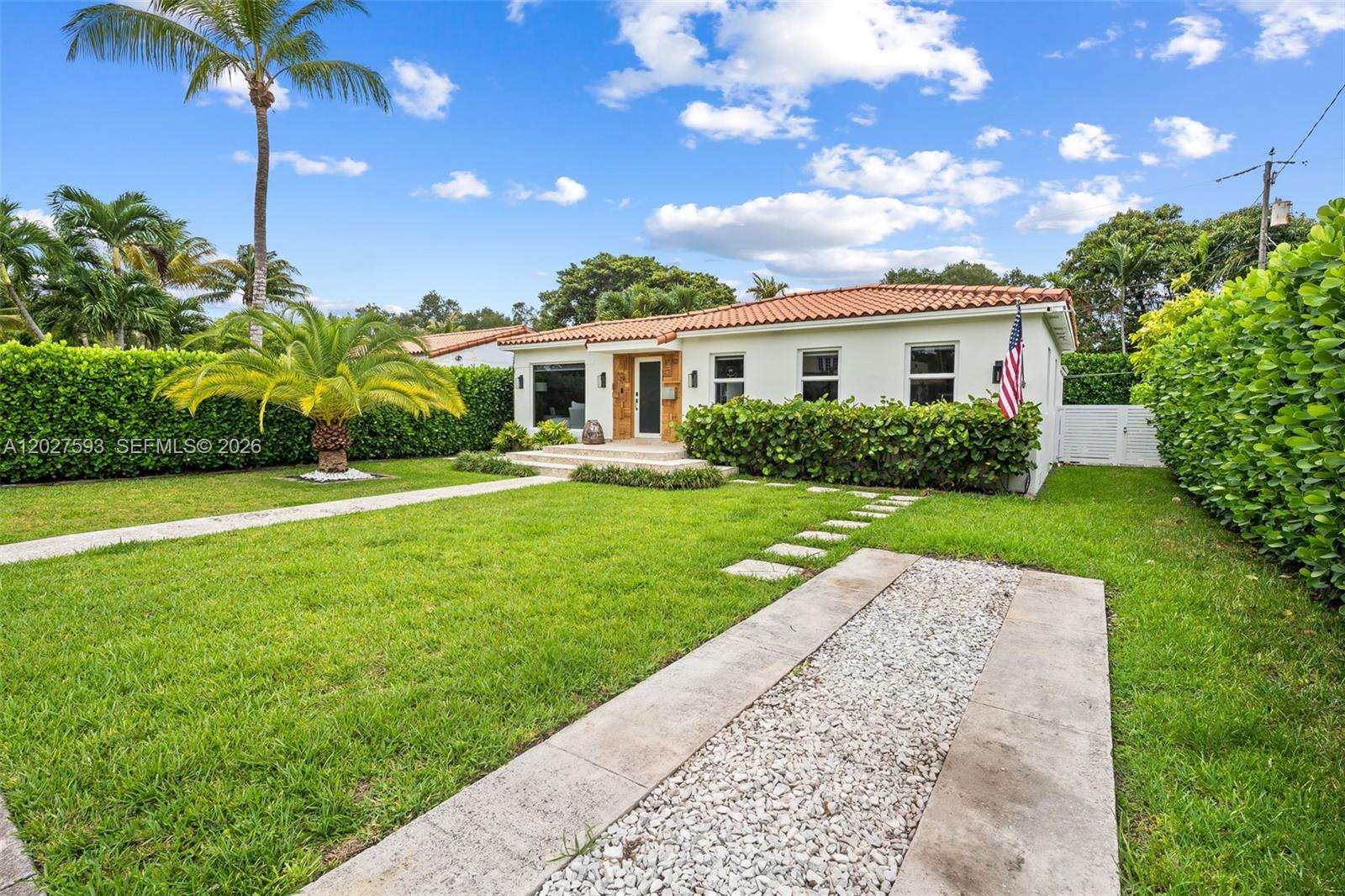 39 Montilla Ave