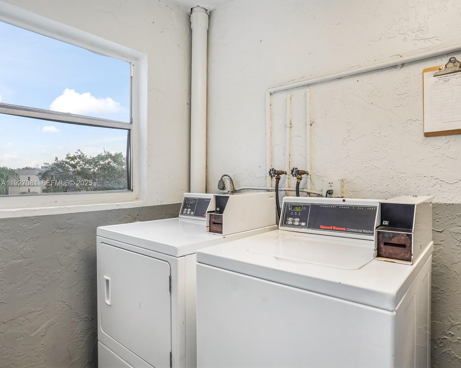 SANDS POINT CONDOMINIUM I - Residential