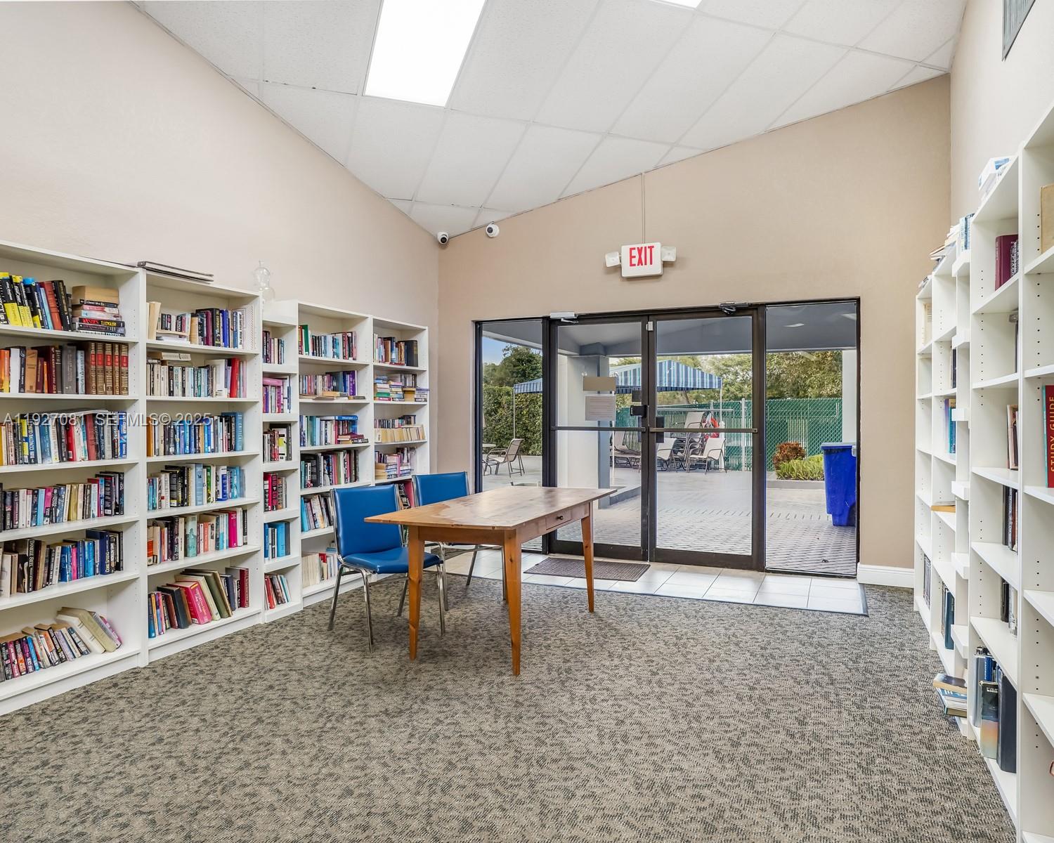 SANDS POINT CONDOMINIUM I - Residential